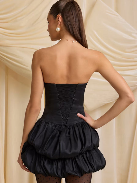 Schulterfreies Kurzkleid mit Schnürung Tülllagen XF10433